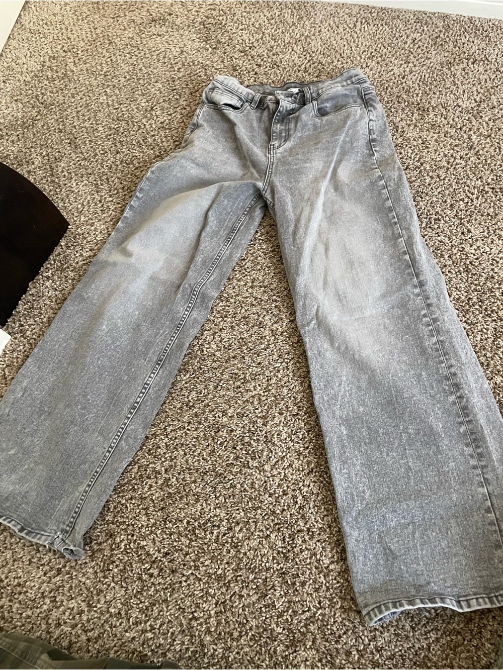High-Rise Wide Leg Jeans - Gray